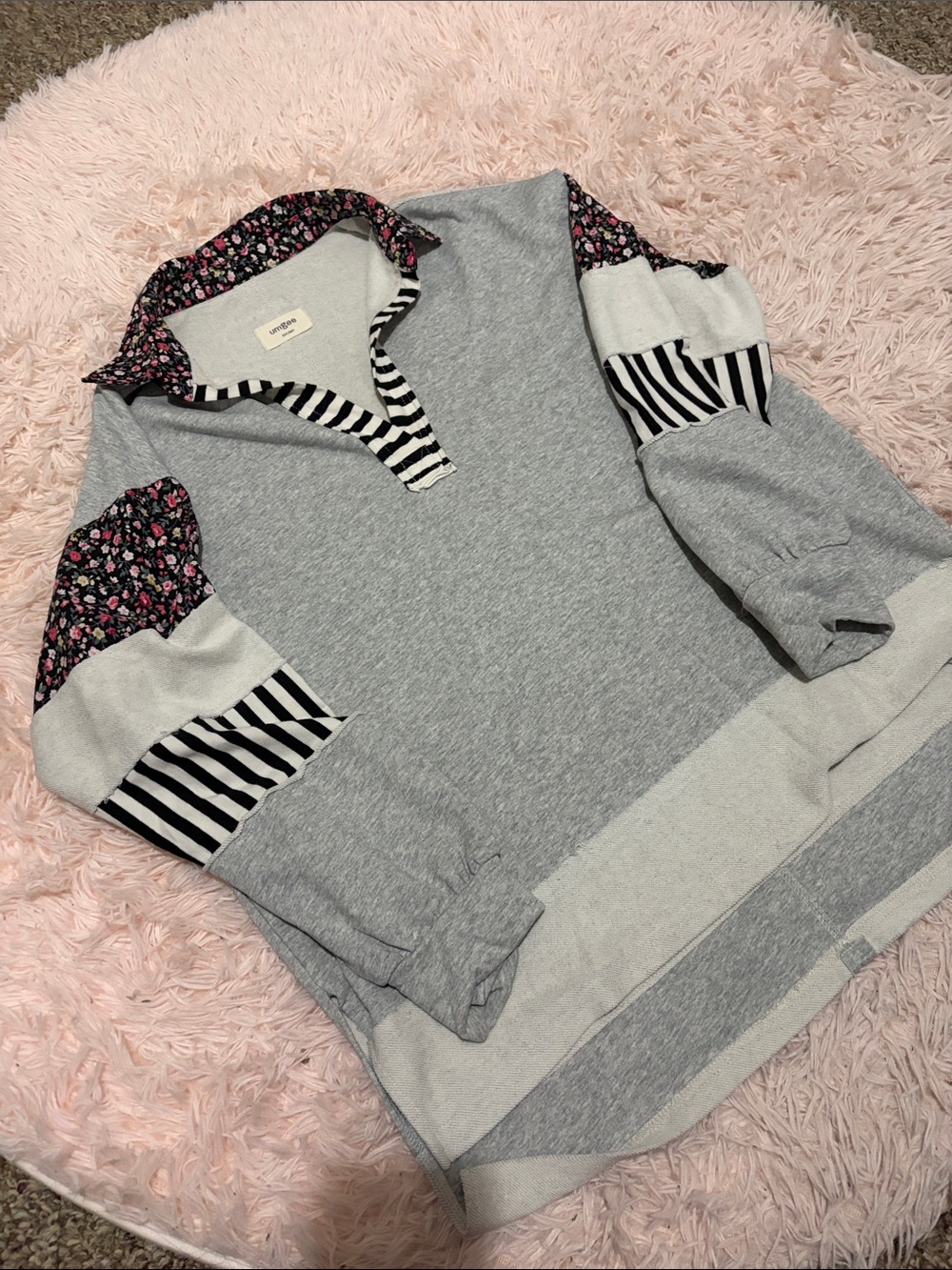 Umgee Gray Pullover Sweatshirt with Floral & Striped Accents